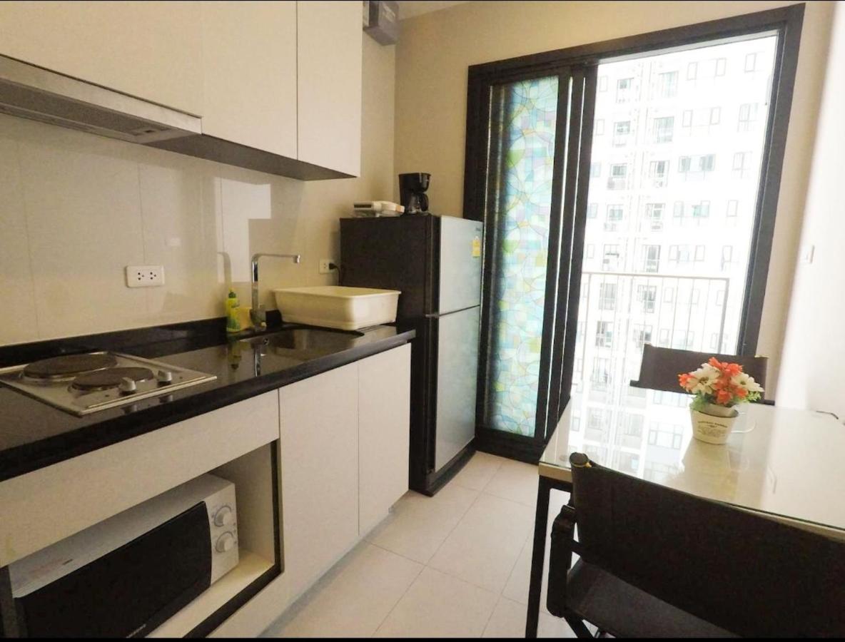 The Base Central Pattaya Seaview Екстер'єр фото