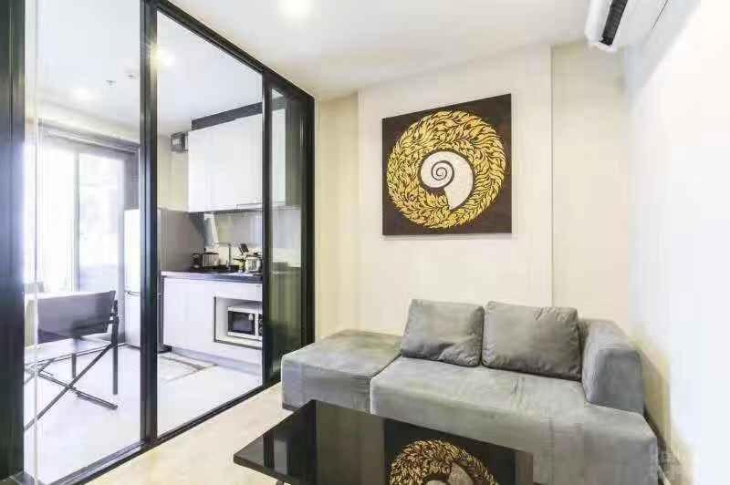 The Base Central Pattaya Seaview Екстер'єр фото