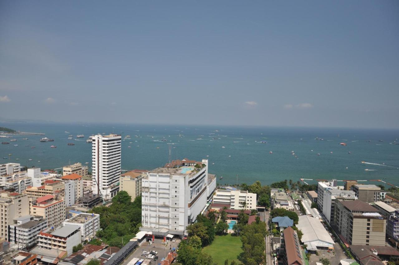 The Base Central Pattaya Seaview Екстер'єр фото