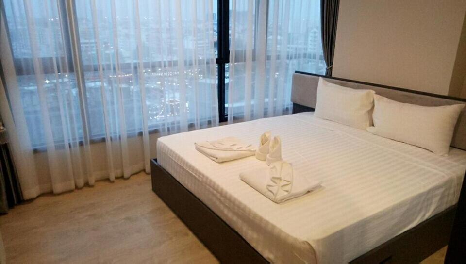 The Base Central Pattaya Seaview Екстер'єр фото