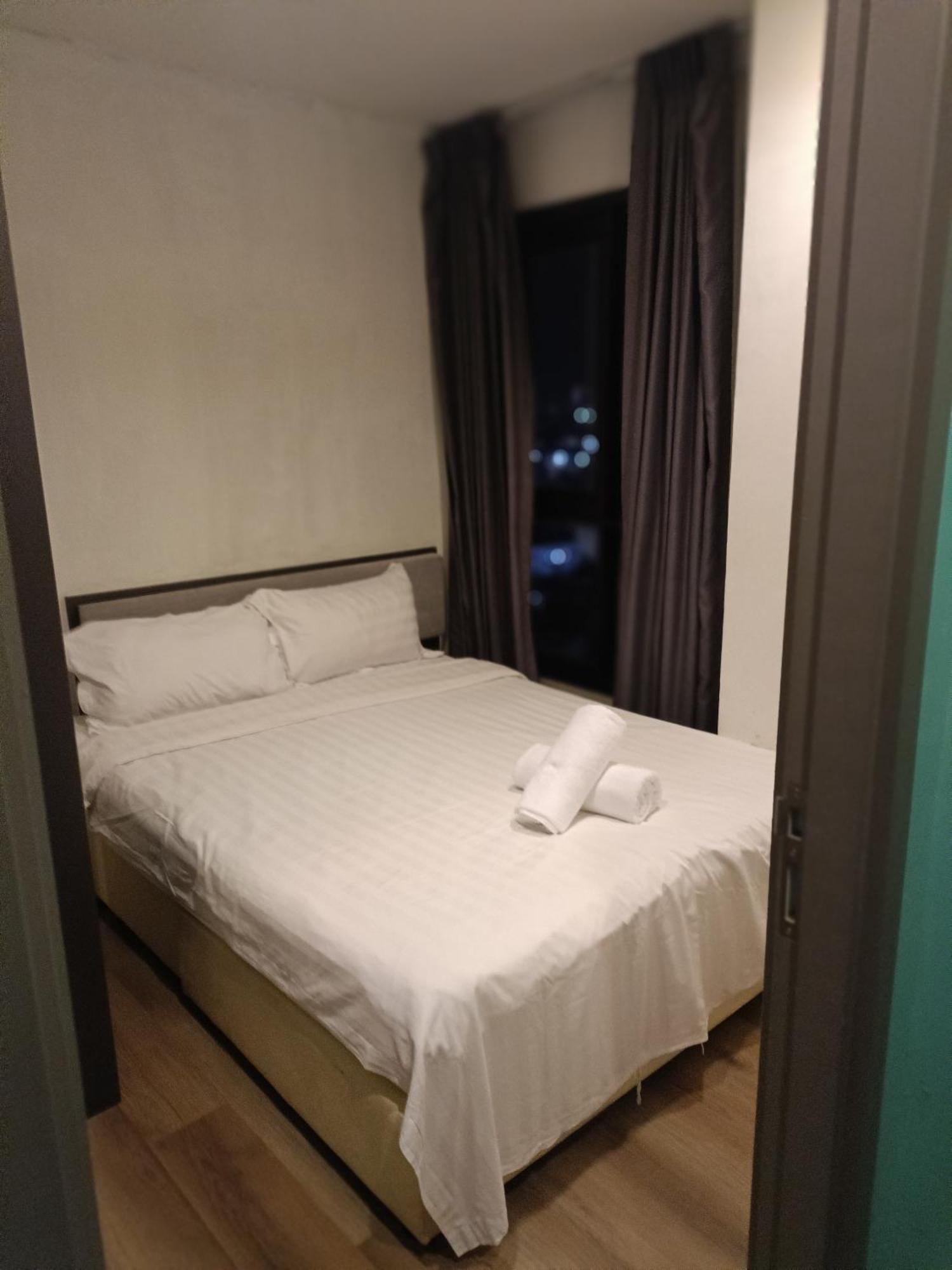 The Base Central Pattaya Seaview Екстер'єр фото