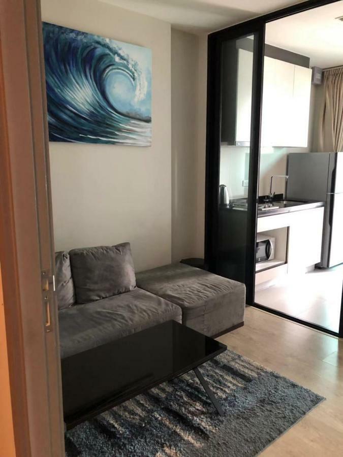 The Base Central Pattaya Seaview Екстер'єр фото