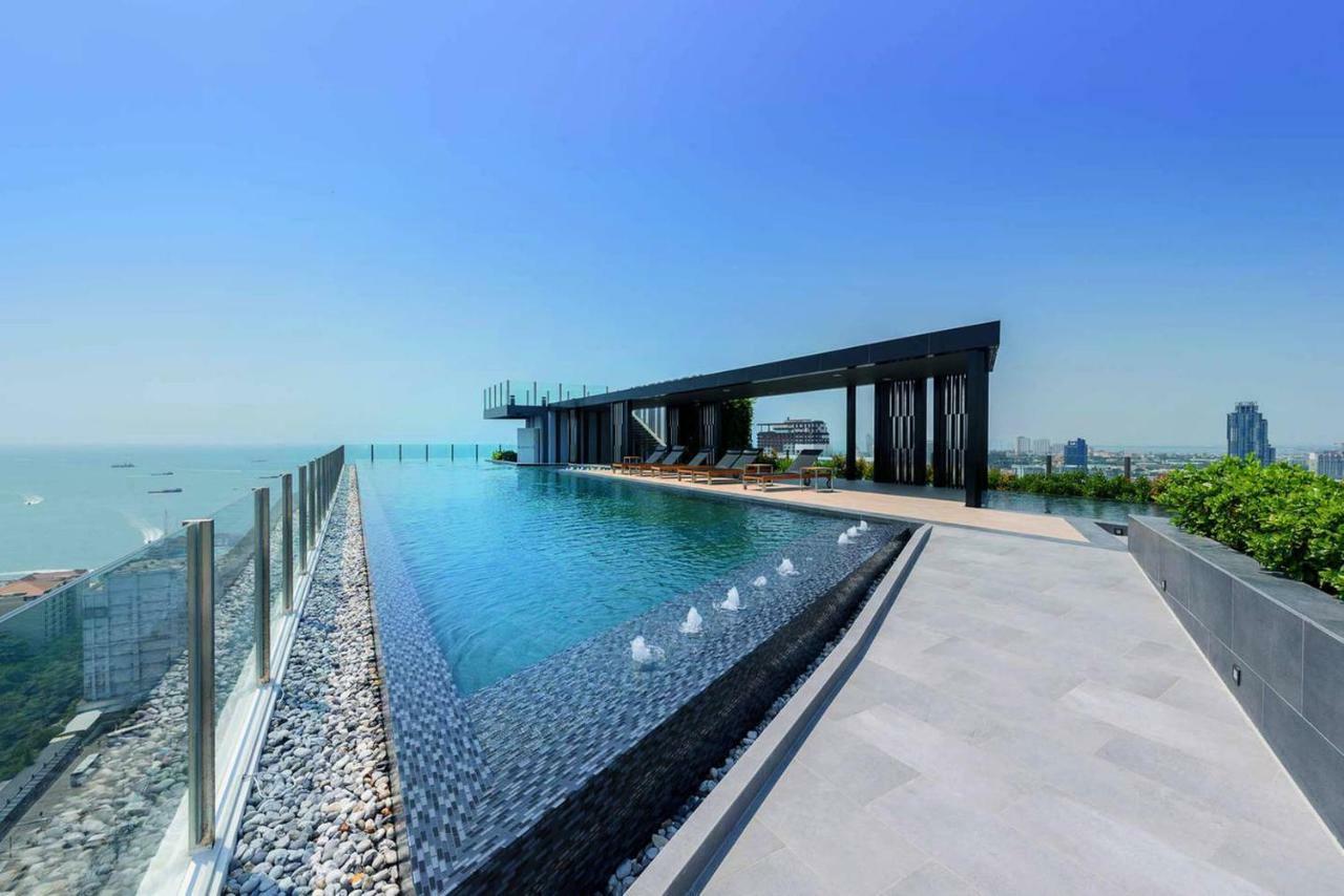 The Base Central Pattaya Seaview Екстер'єр фото